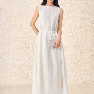 Elegant White Sleeveless Maxi Dress